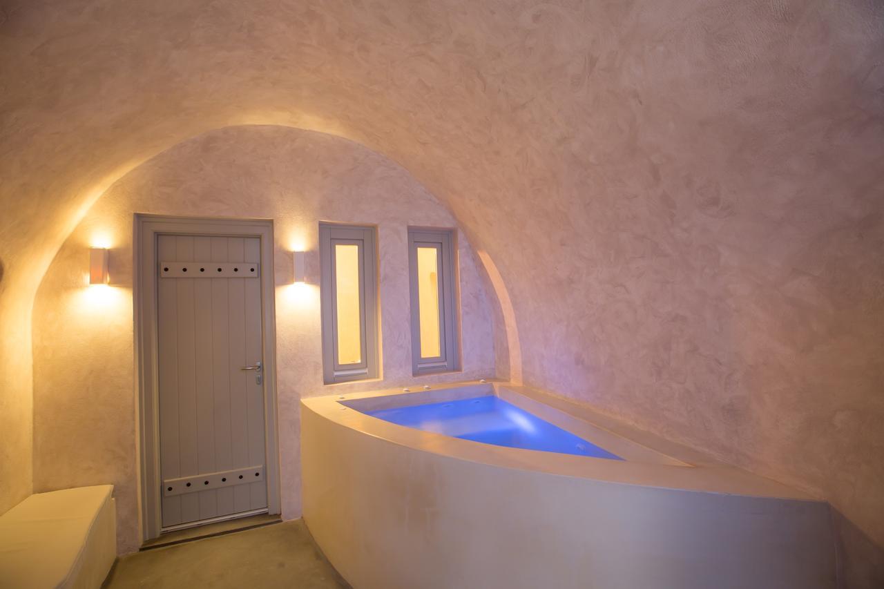 The Dream Santorini Hotel Oia  Exterior photo